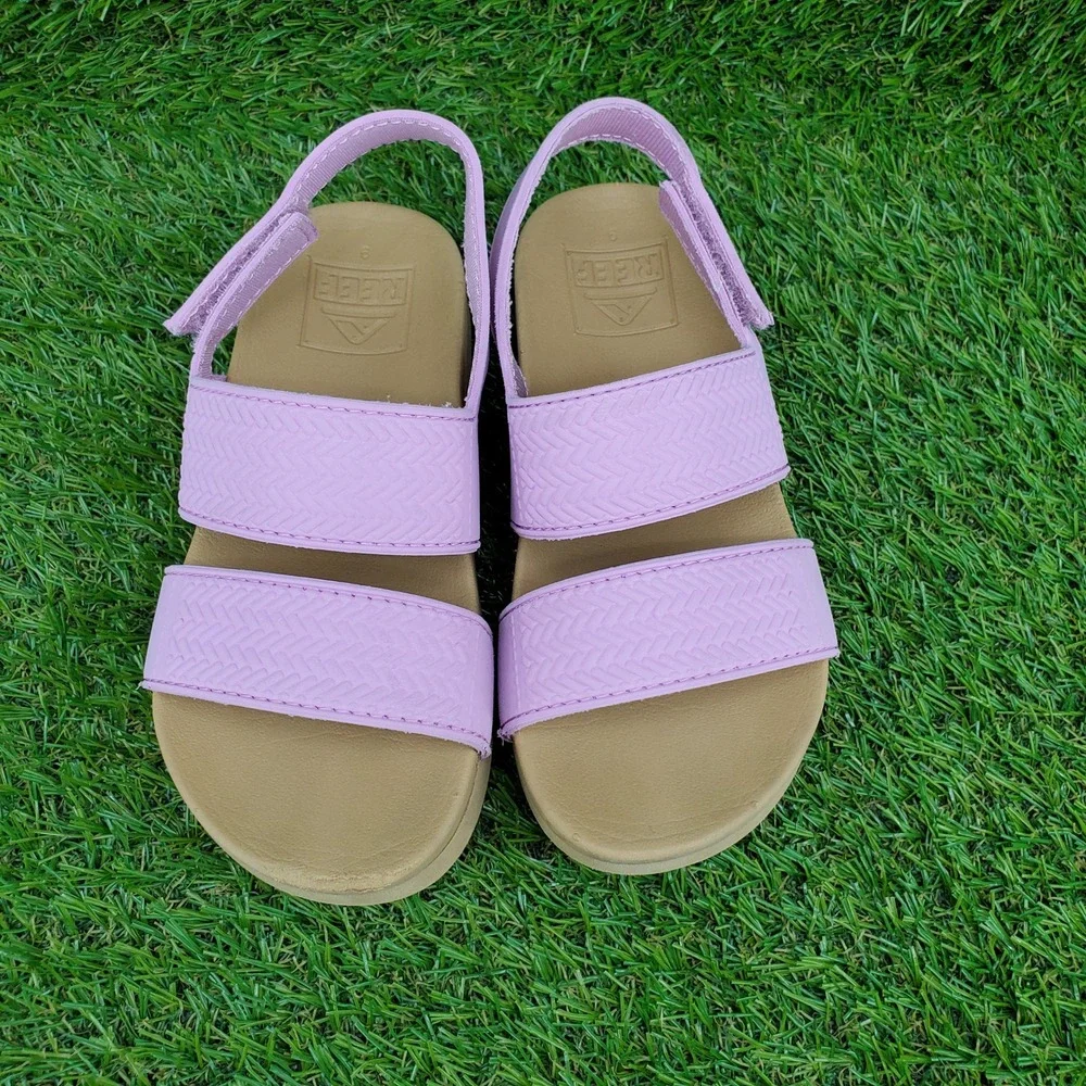 REEF Little Water Vista SIZE 9 Girls Water Friendly Slingback Sandals Lavender